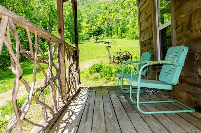 Front Porch Cabin Madison County NC
