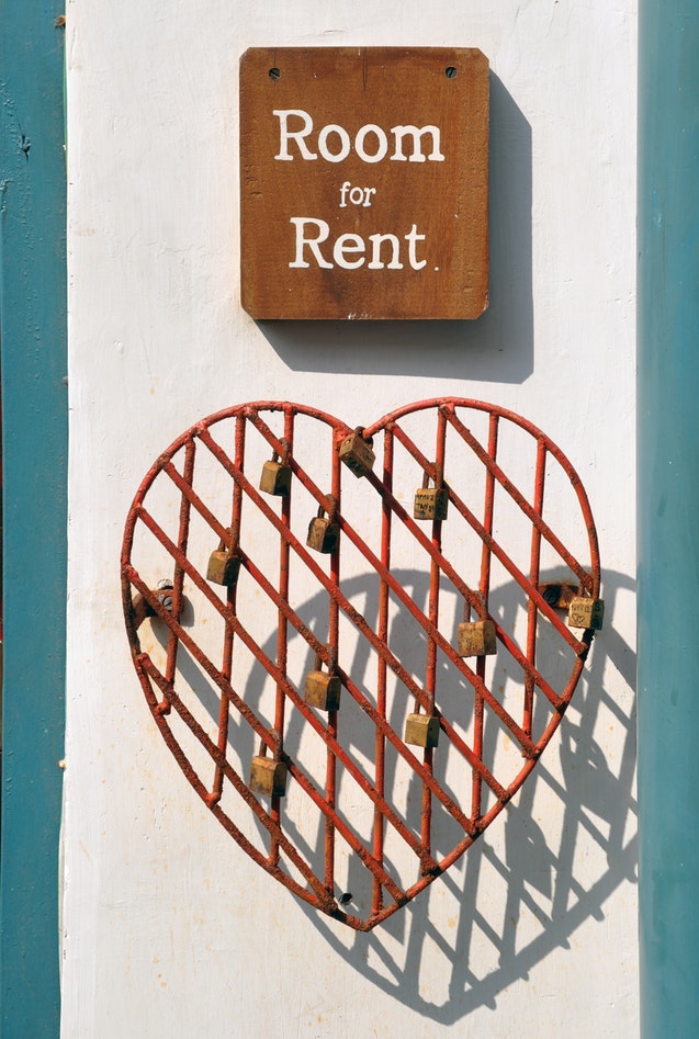 To Buy or To Lease