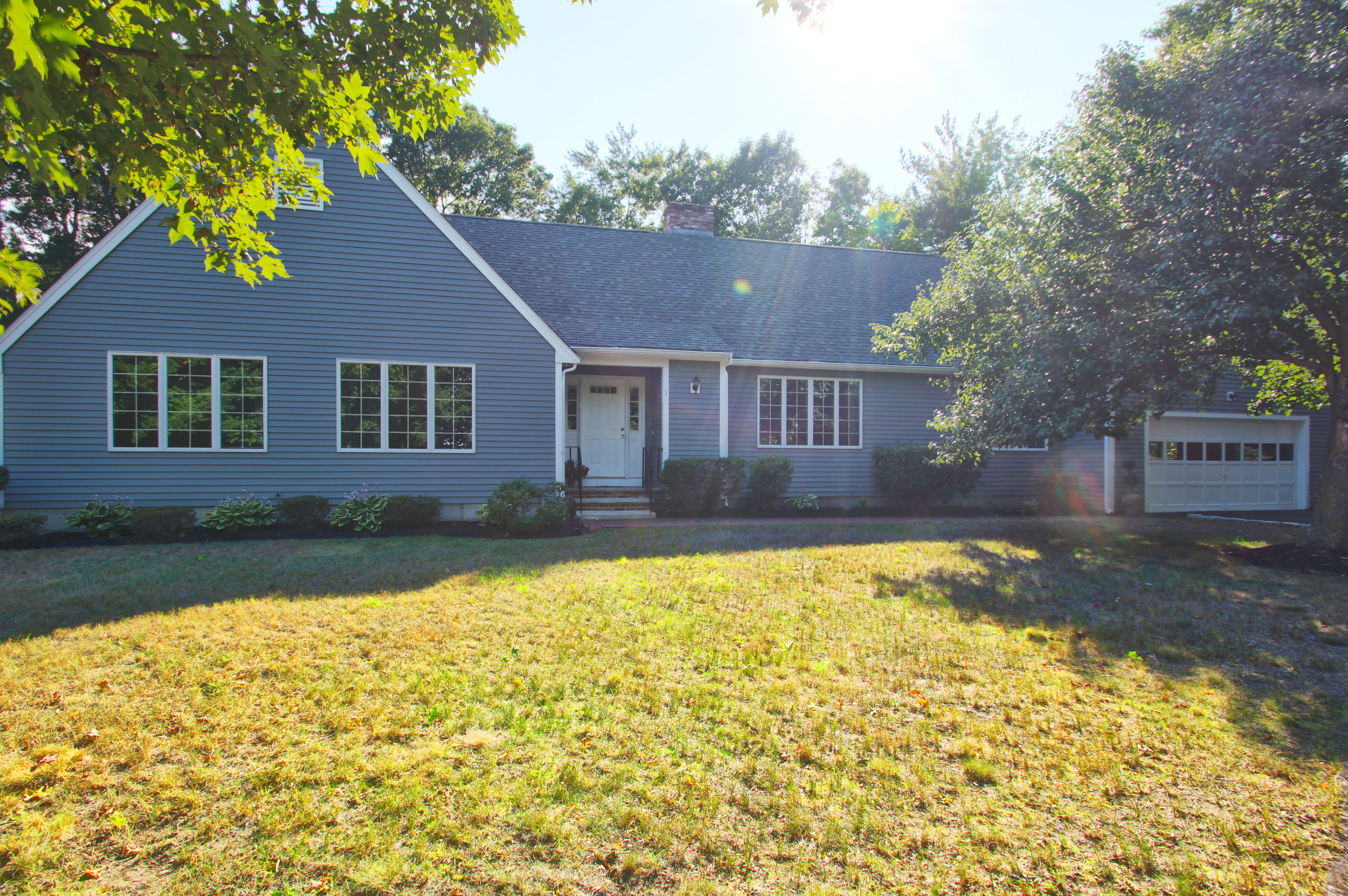 Beautiful Custom-Built Ranch in Methuen