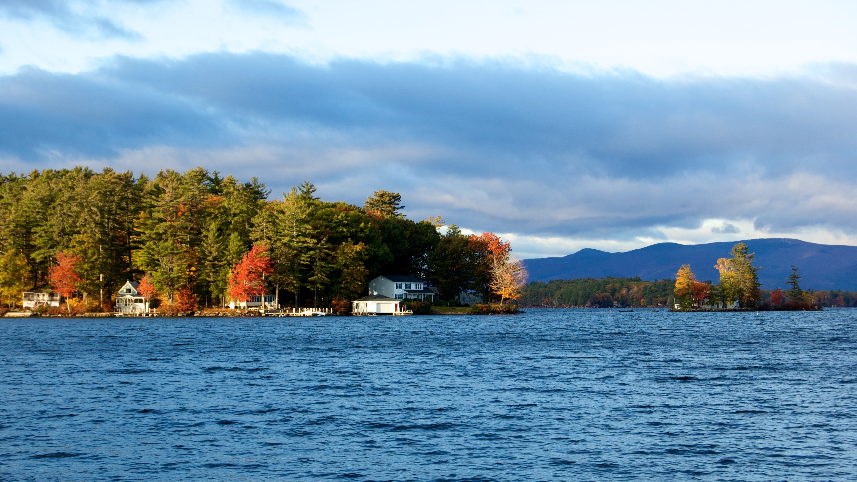 Unbeatable Value On Lake Winnipesaukee