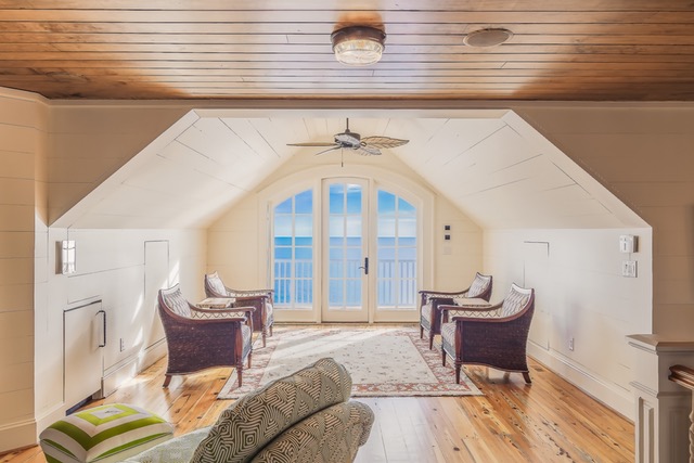 How to Finance Purchasing a Vacation Home