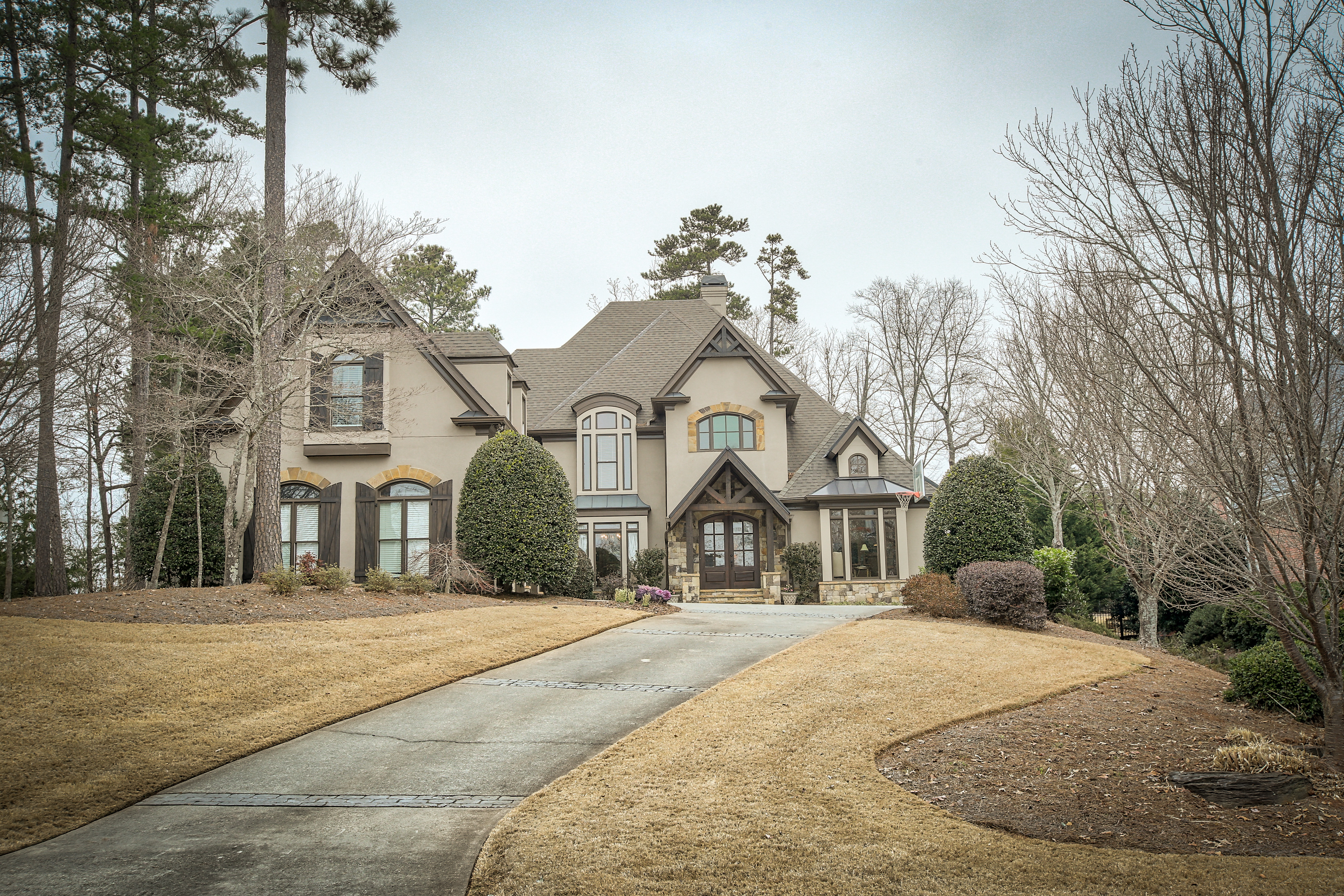Beautiful New Listing In Country Club Of The South