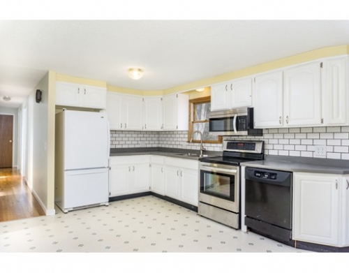 SOLD!! 304 Peekskill Ave, Springfield, MA 01129