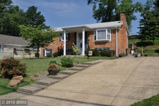2299 West Longview Drive Woodbridge VA 22191  OPEN HOUSE Sunday from 1 pm to 3 pm