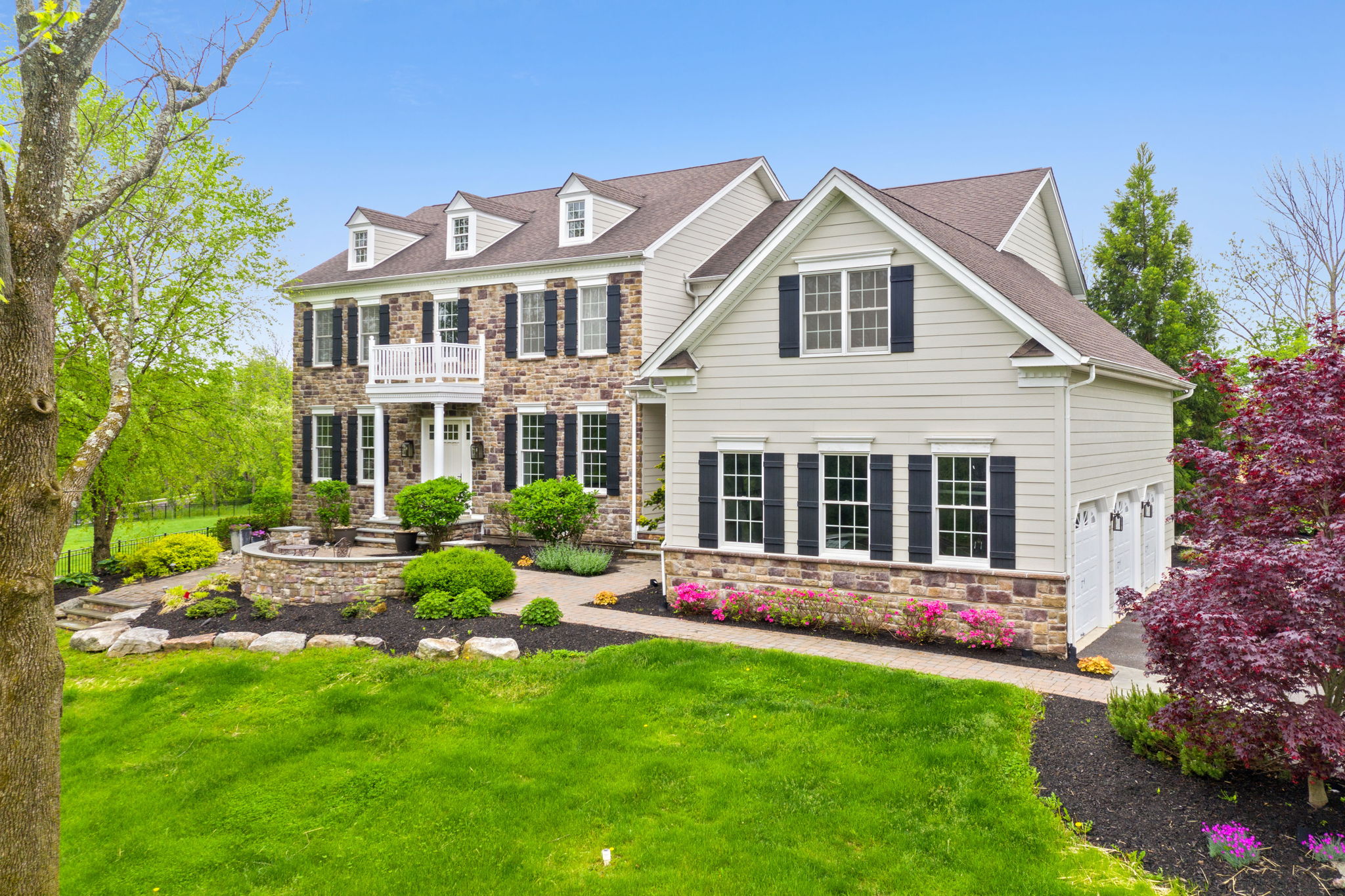 Just Listed - 1129 Petrick Lane