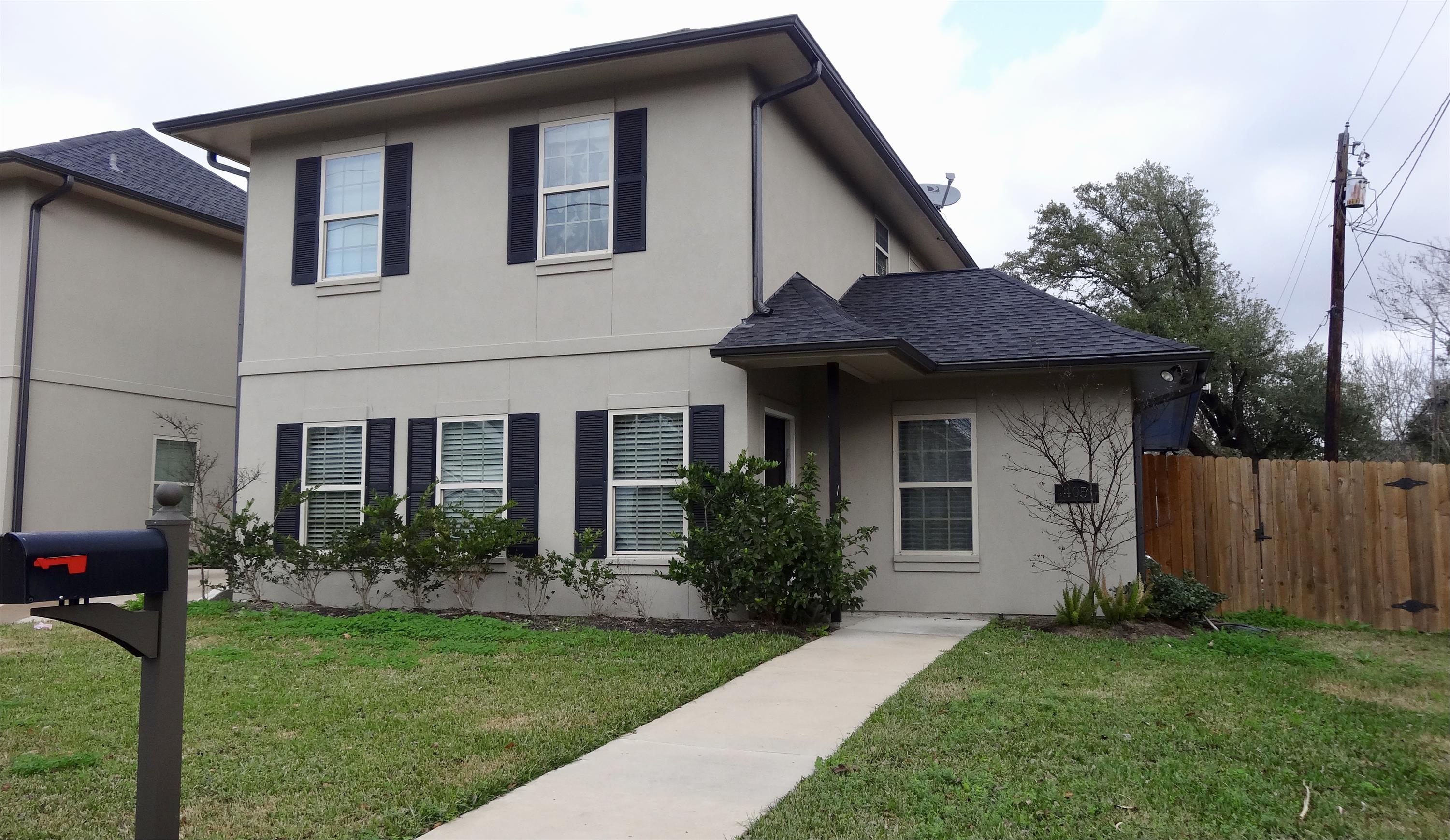 Another 5 Bedroom Home Pre-Leased for Fall 2017