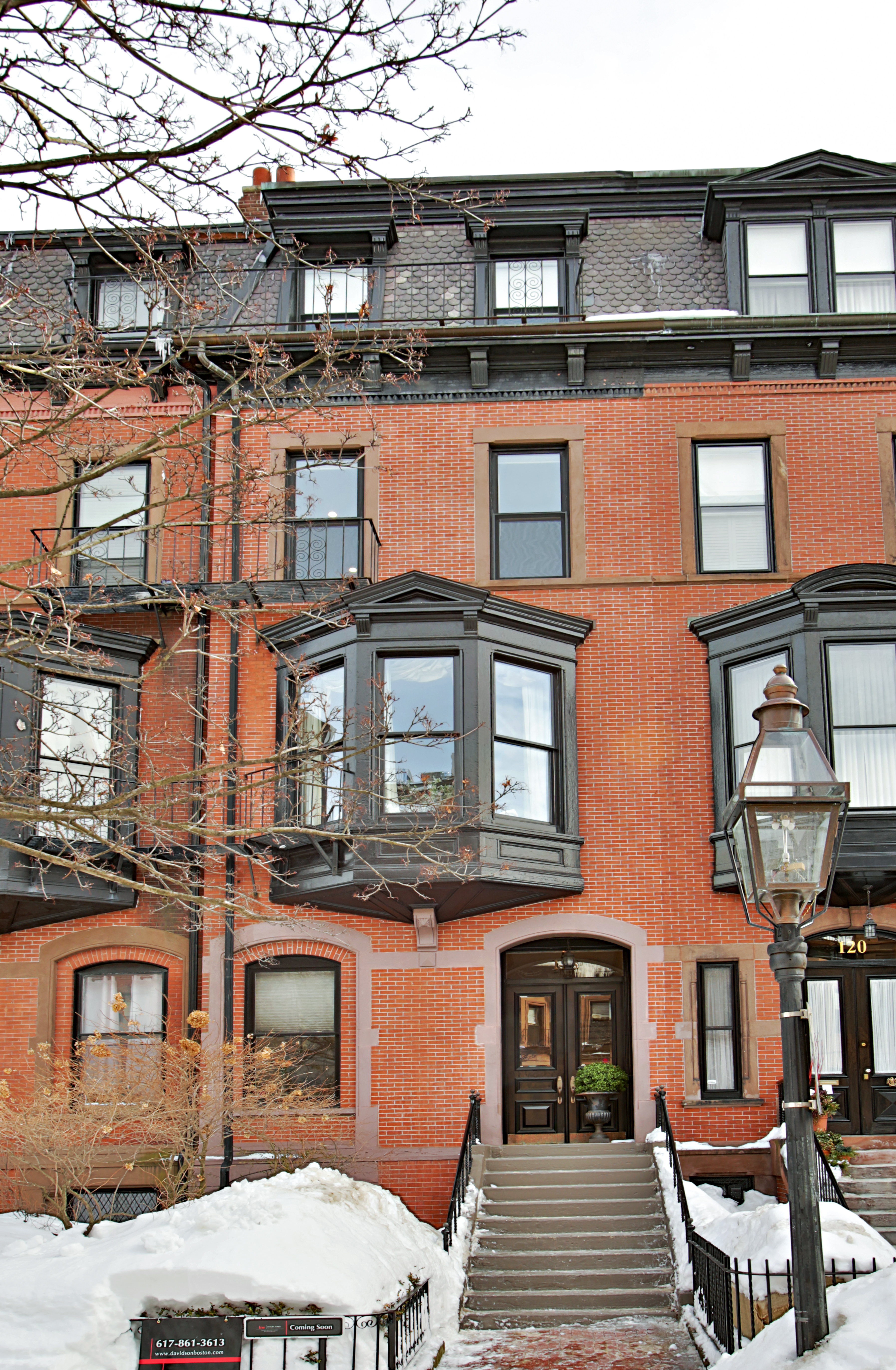 First-Time Homebuyer Tips: Submit a Strong Initial Offer