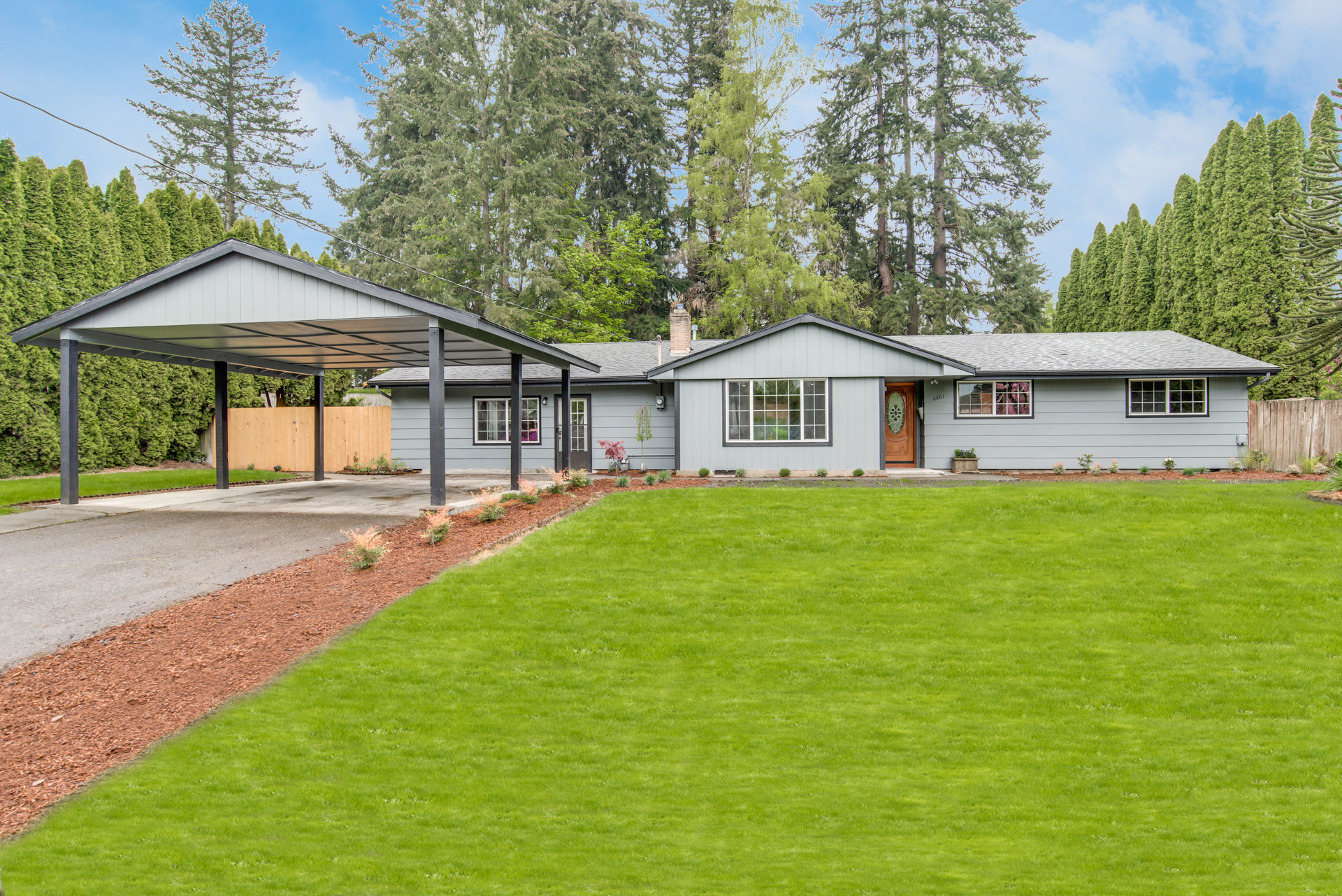 Freshly Updated Vancouver Ranch