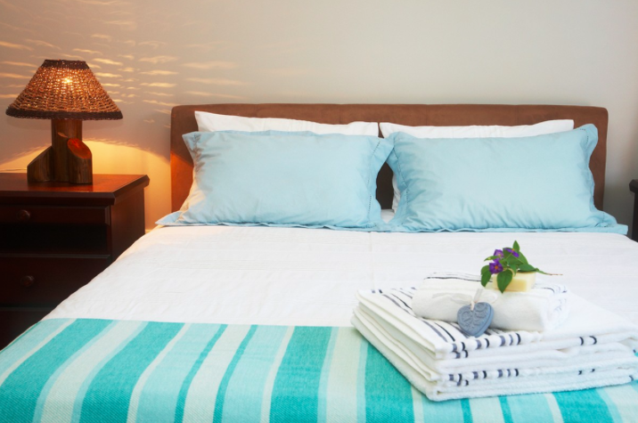 9 Tips for Creating the Perfect Guest Room