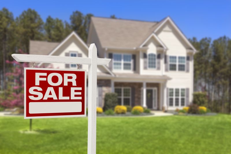 3 Big Mistakes That Might Sabotage Your Home Sale (And How To Avoid Them)