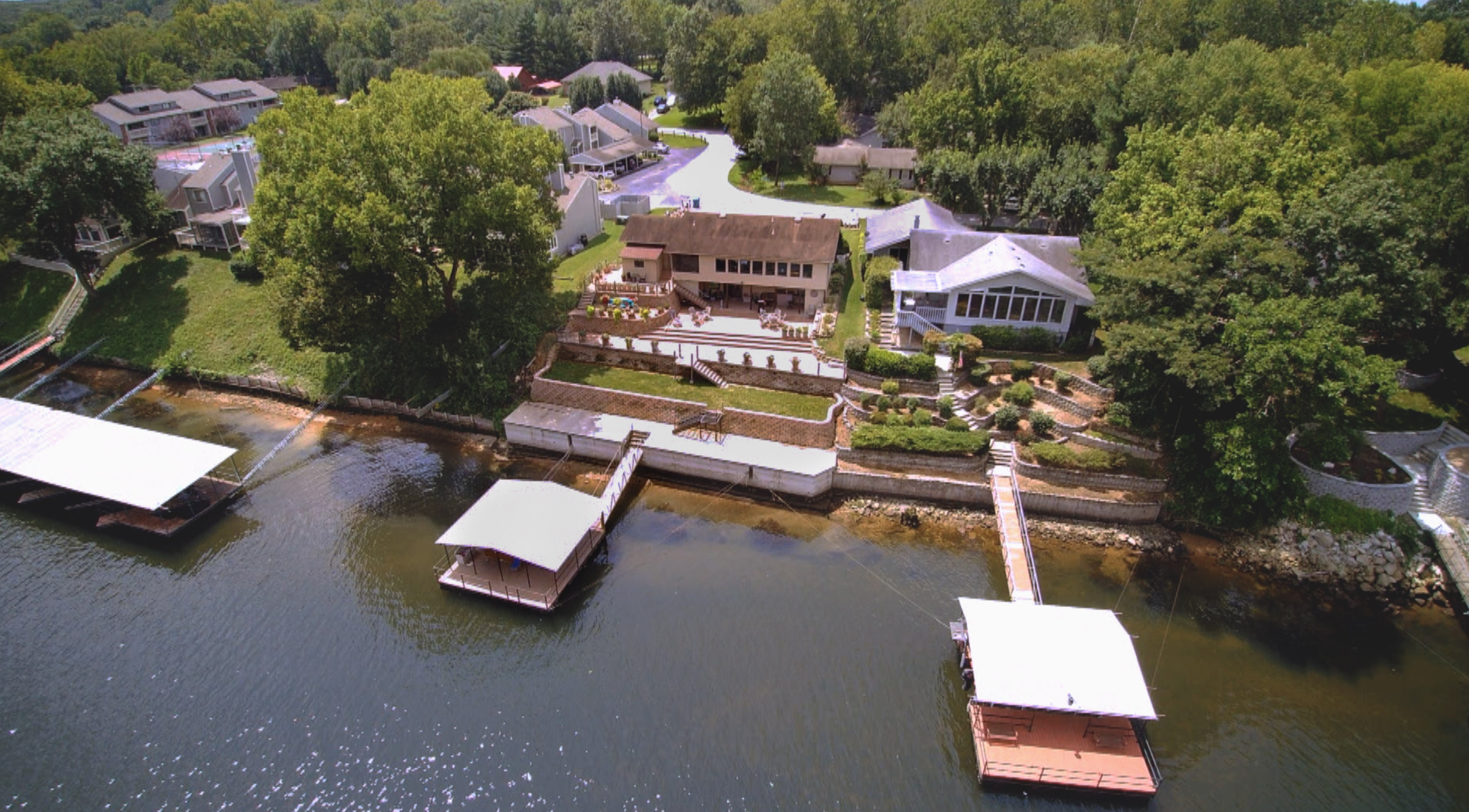 Waterfront Lake Taneycomo Home with Private Boat Dock