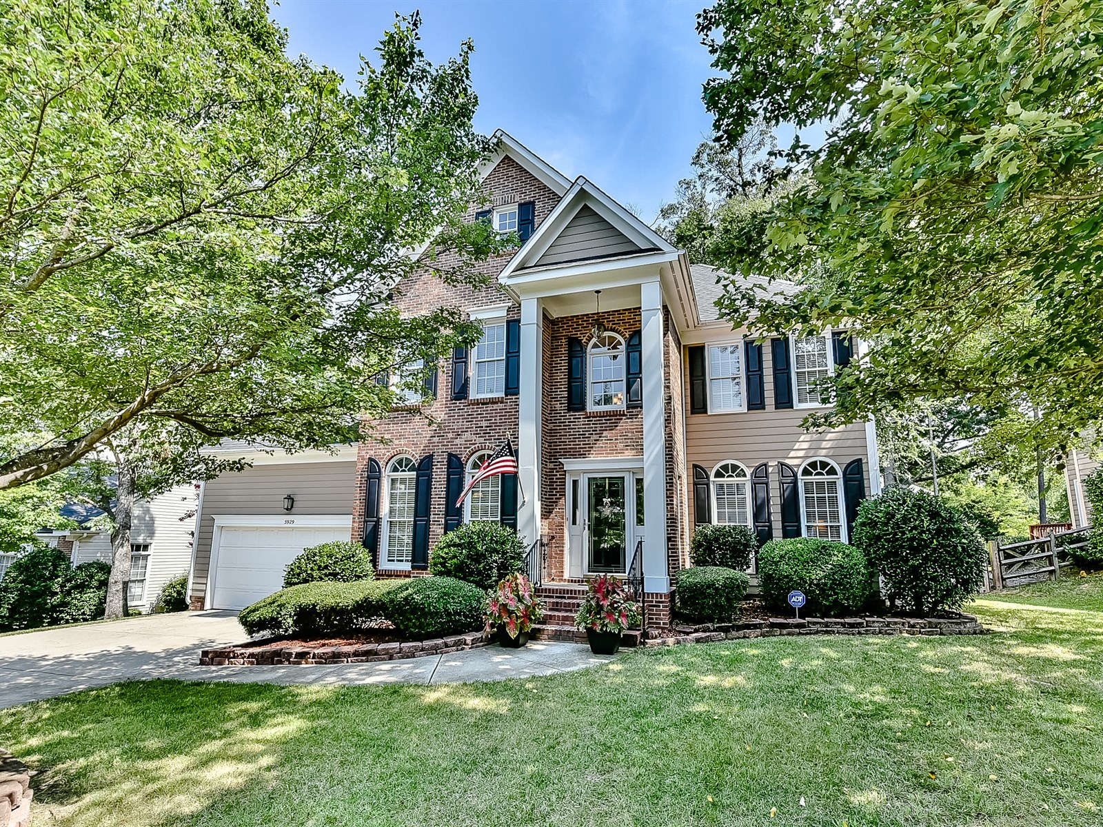 5929 Swanston Drive, Charlotte, NC 28269 - Listing Information & Walking Tour Video