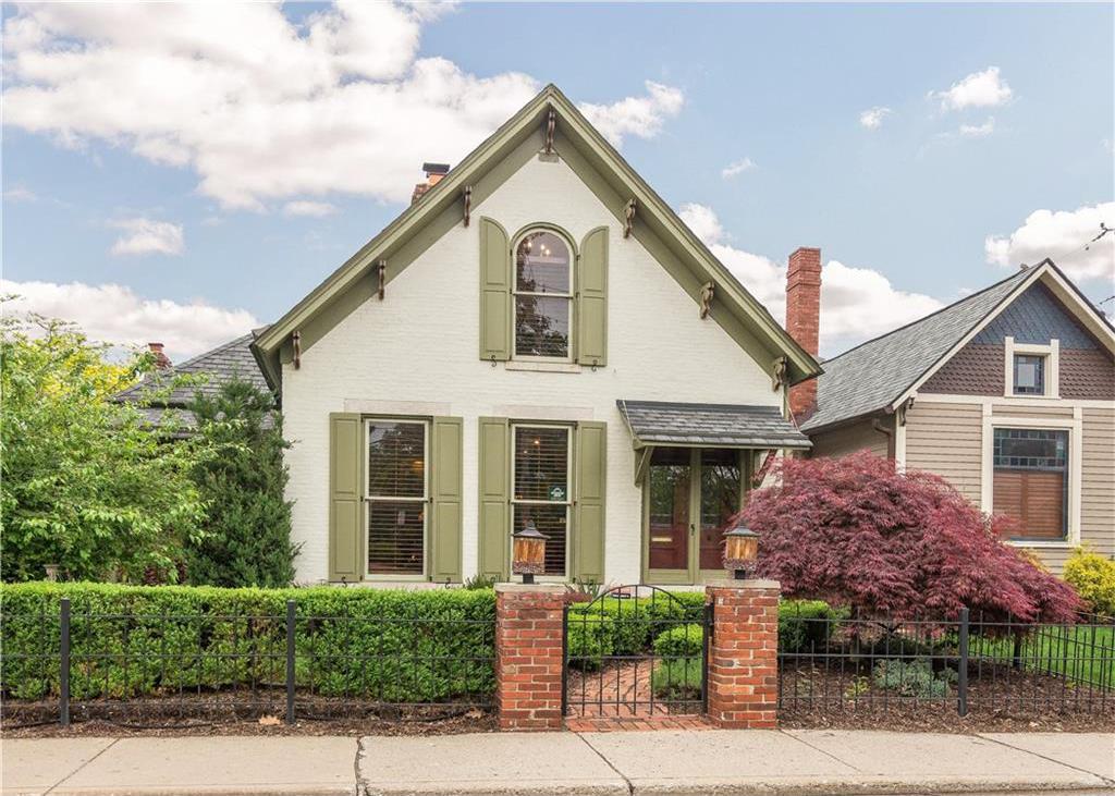 Saint Clair Street, Indianapolis