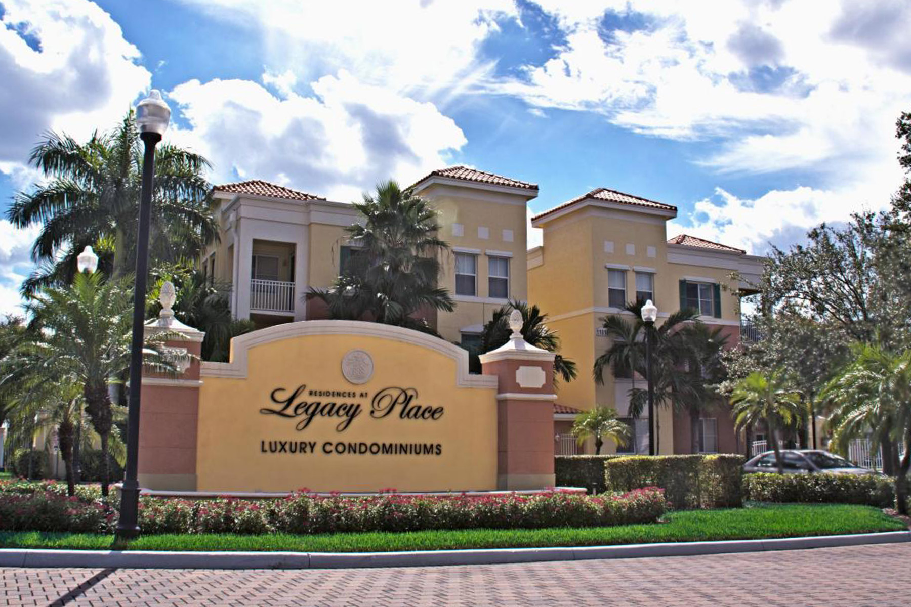About Legacy Place | 33410