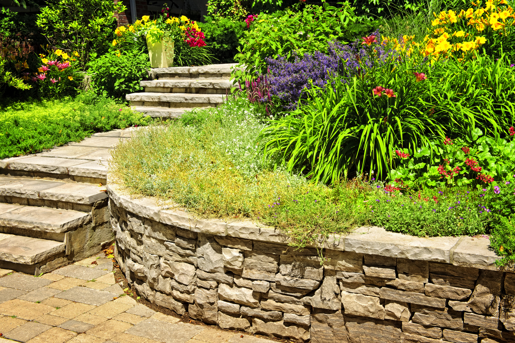 Ways to Improve Your Luxury Home's Curb Appeal This Spring