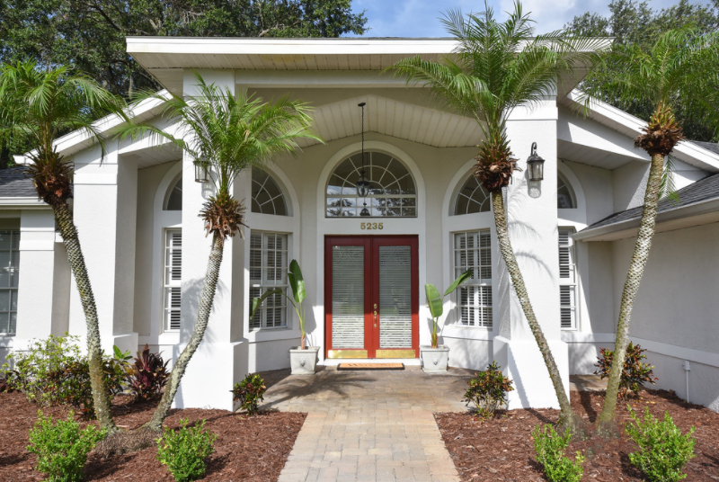 UNDER CONTRACT IN DAYS!!