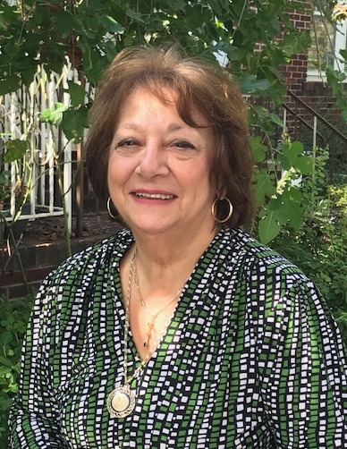 Anne Snadecky