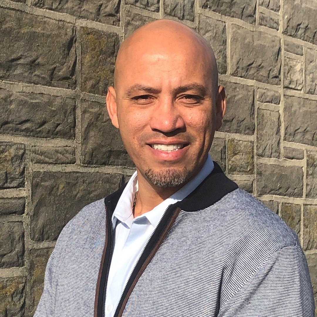 Luis Santiago