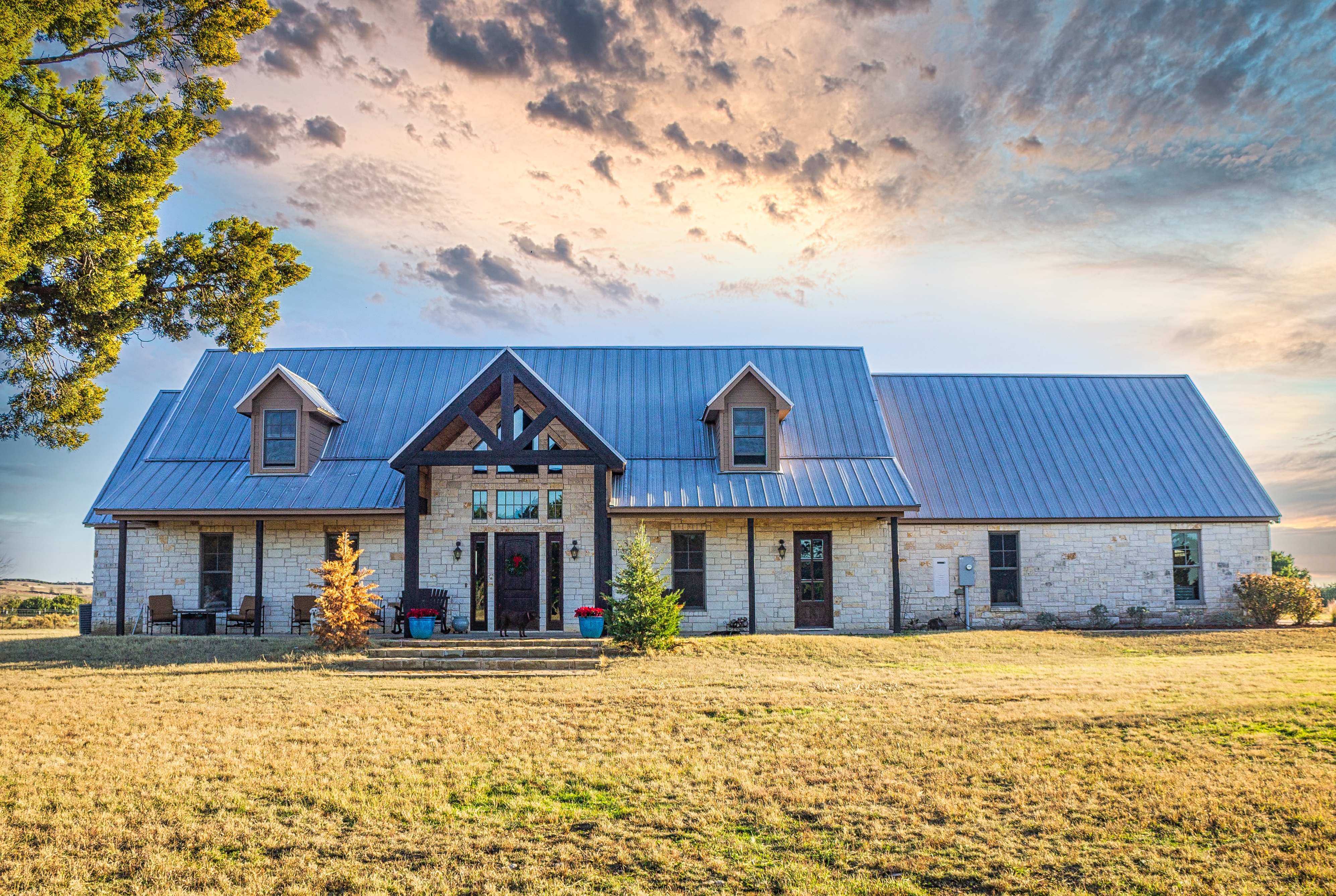 PRICE REDUCED! | JOHNSON COUNTY