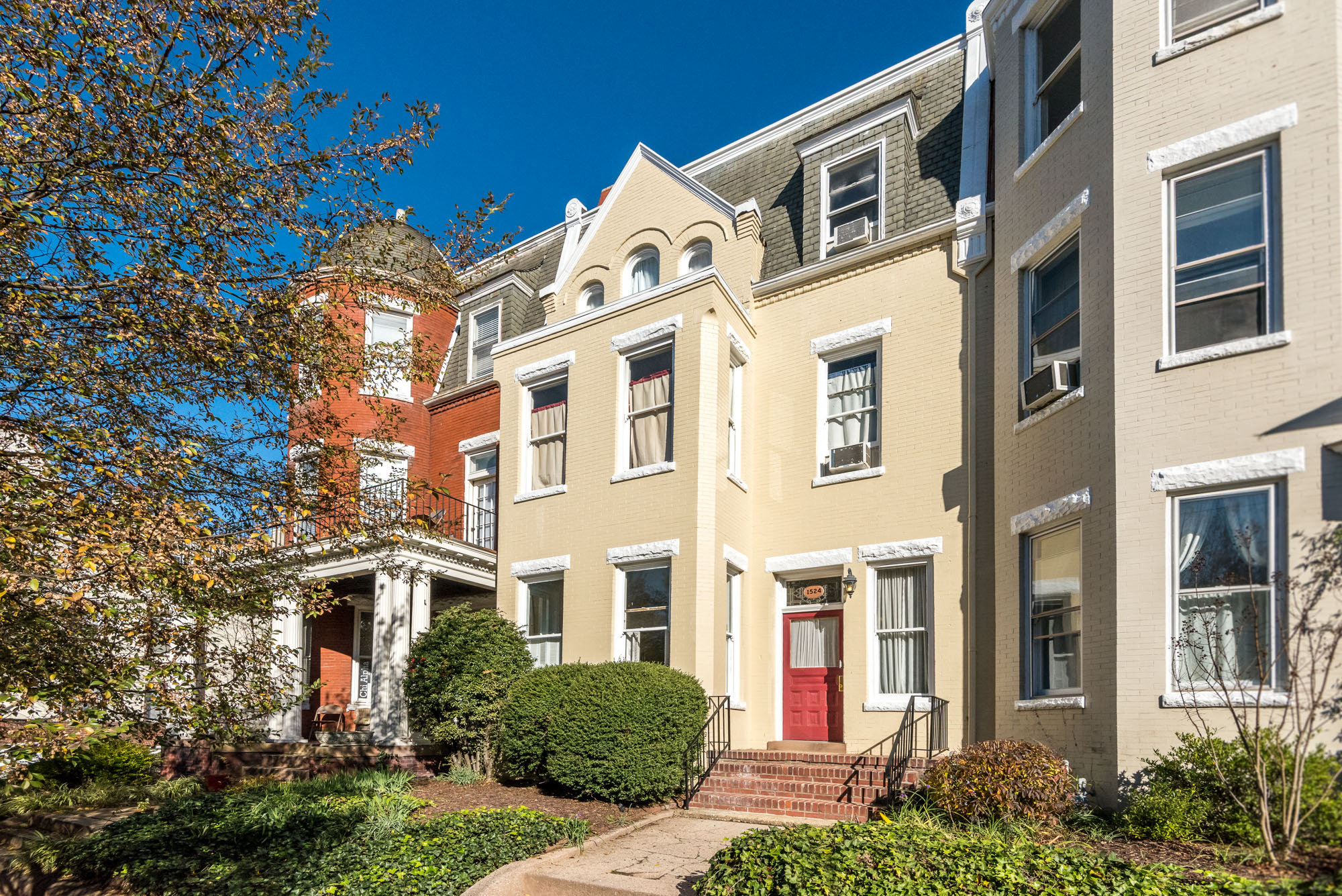 1524 Grove Ave