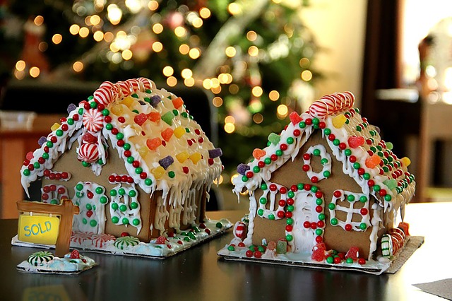 To List or Not To List? Selling A Home During The Holidays