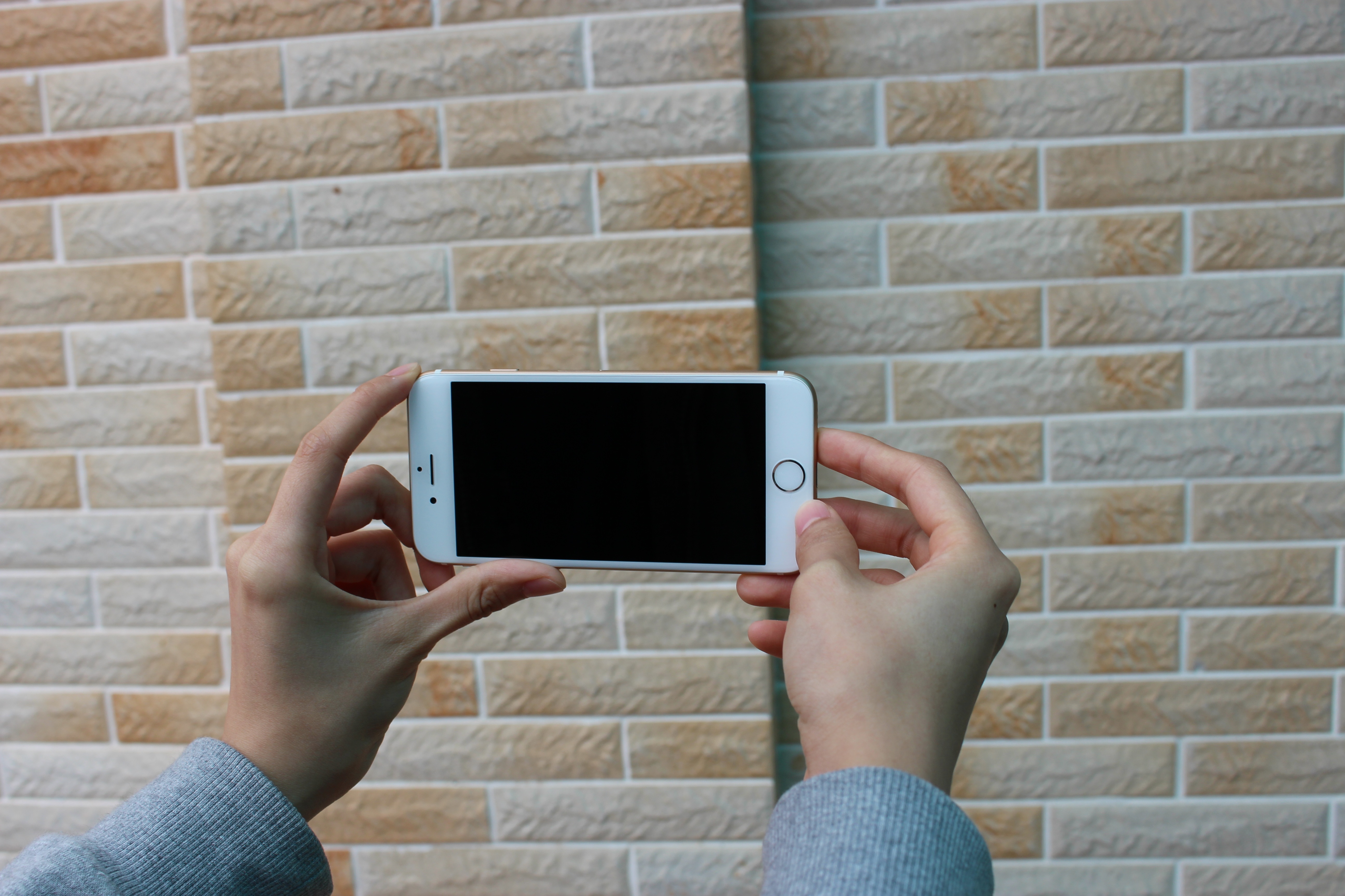 Facebook Behavior Links to Home Buying Habits