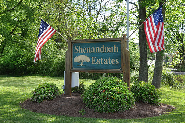 Shenandoah Estates Subdivision in Baton Rouge