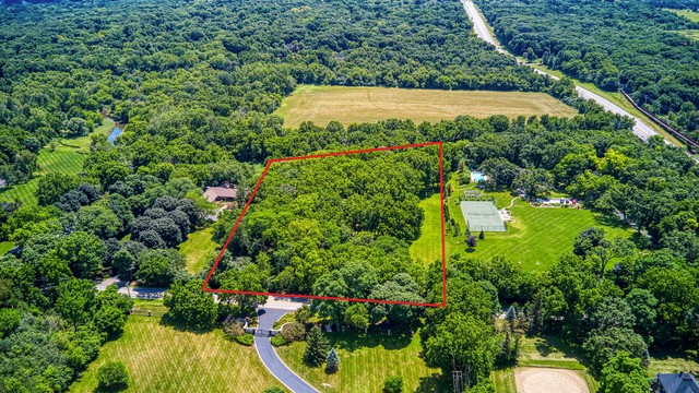 Scenic lot on Crane Rd, St. Charles