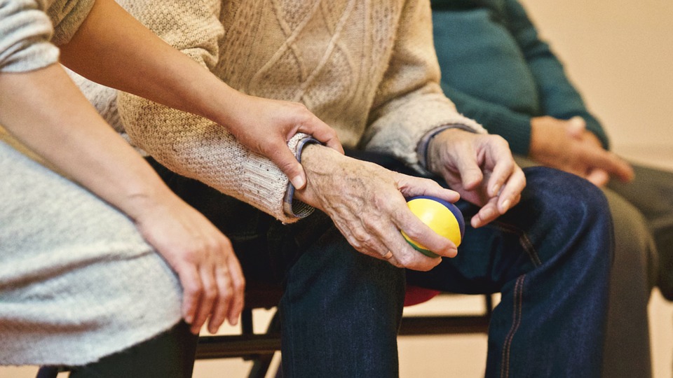 Technology to Help You with Long Distance Caregiving