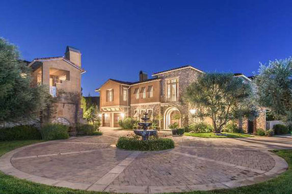 6 Celebrity homes on the market