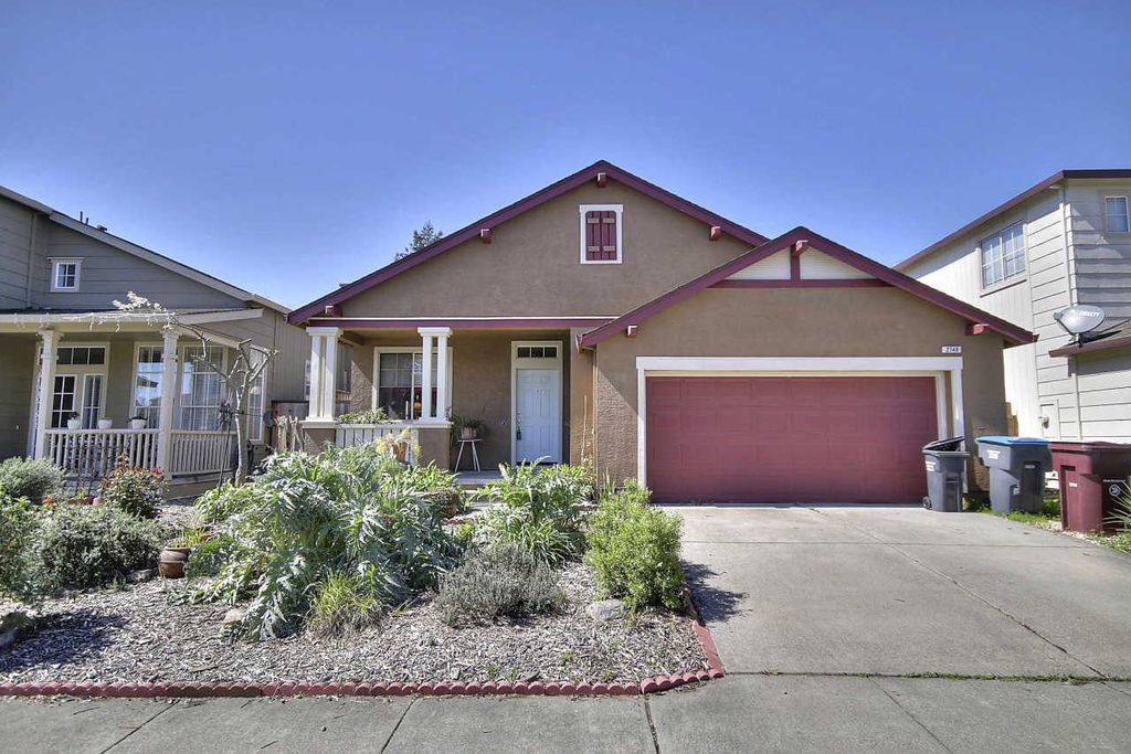 2749 Arabian Lane