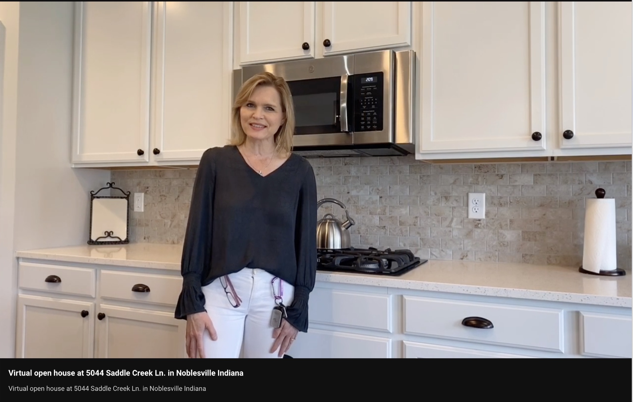 Virtual Open House for Noblesville Brick Ranch Home