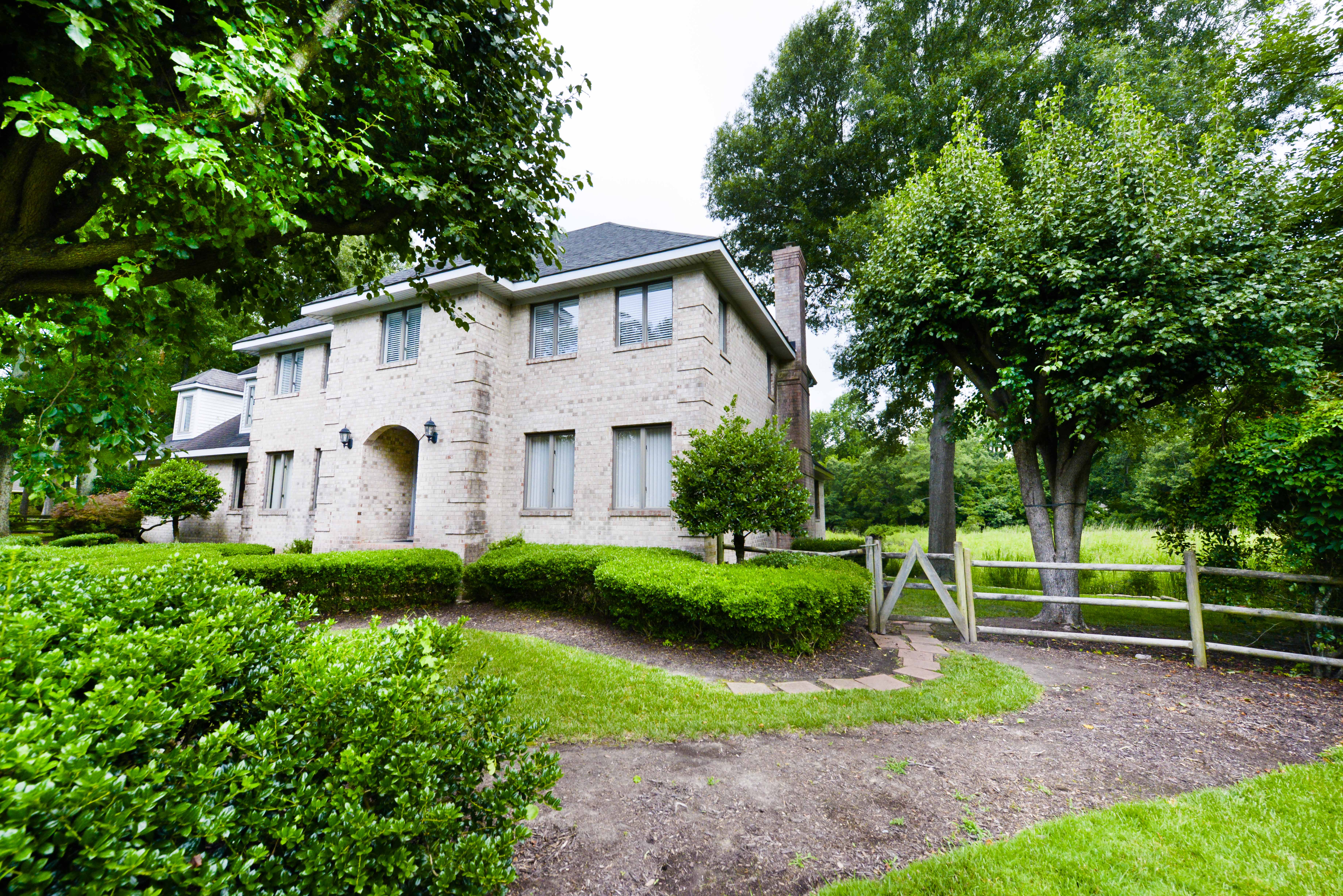 Meet 5508 Vest Court