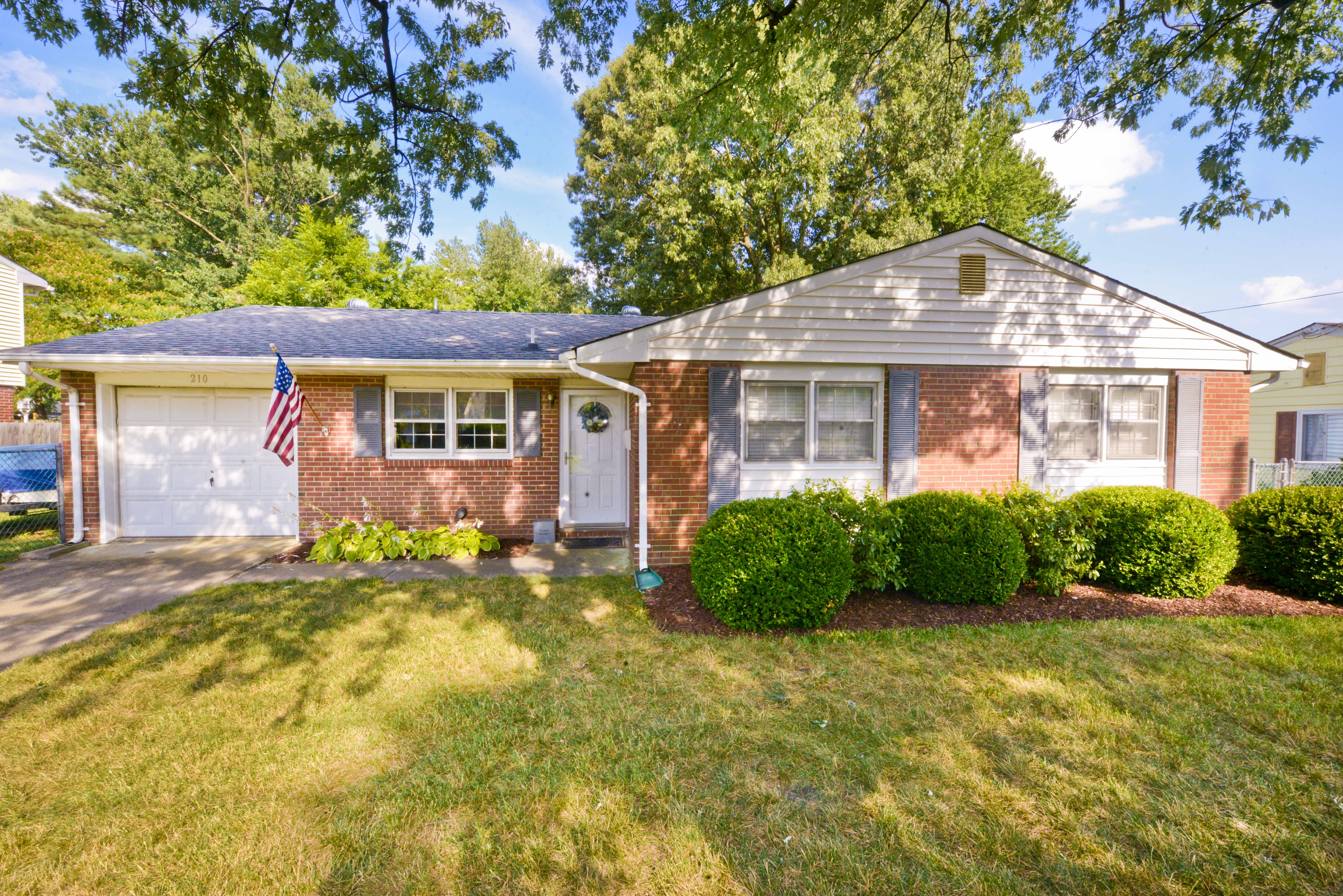 3 Reasons to Fall in Love with 210 E Chickasaw