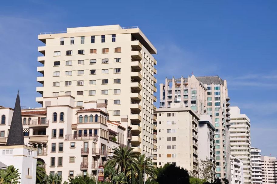 LA condo sales sluggish, as real estate market softens