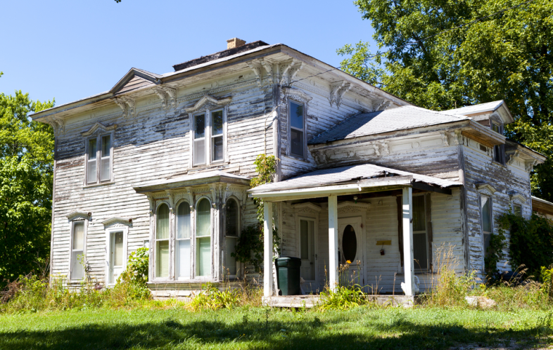 Should You Buy a Fixer-Upper?