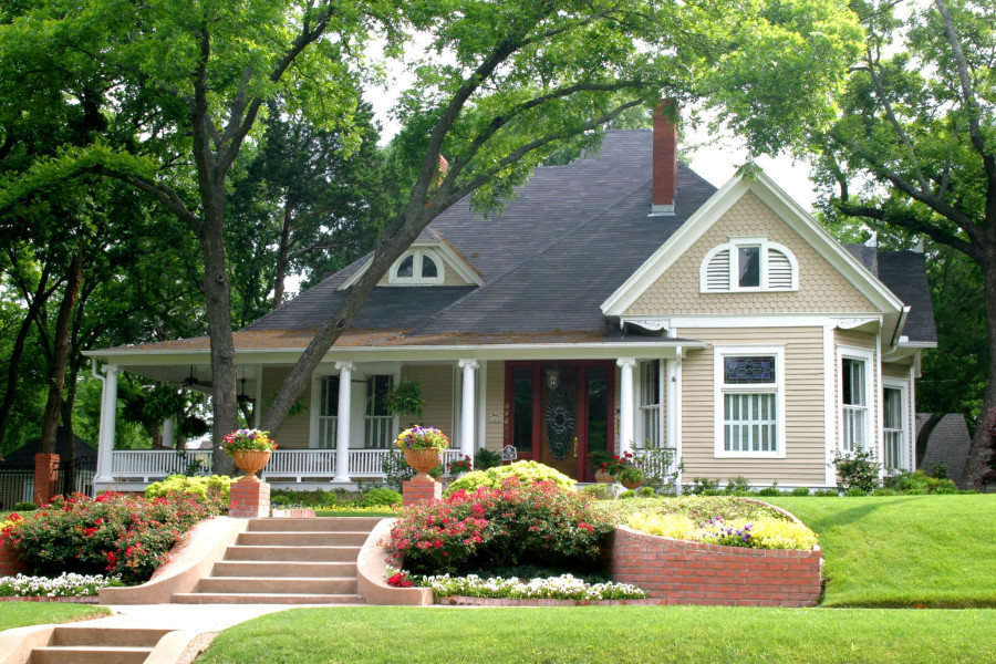 Curb Appeal - How Does Your Home Look to Prospective Buyers?