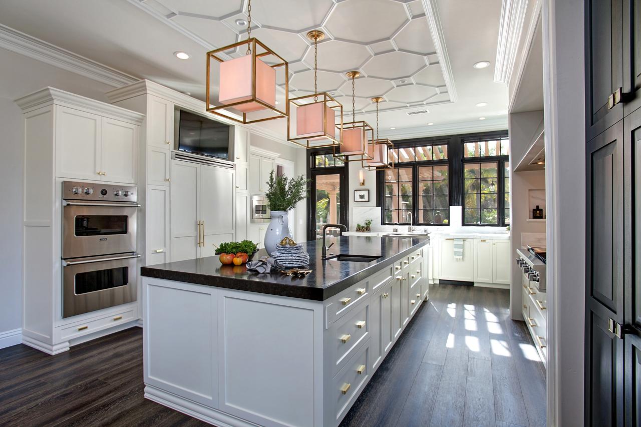 Kitchen Remodeling Styles & Features