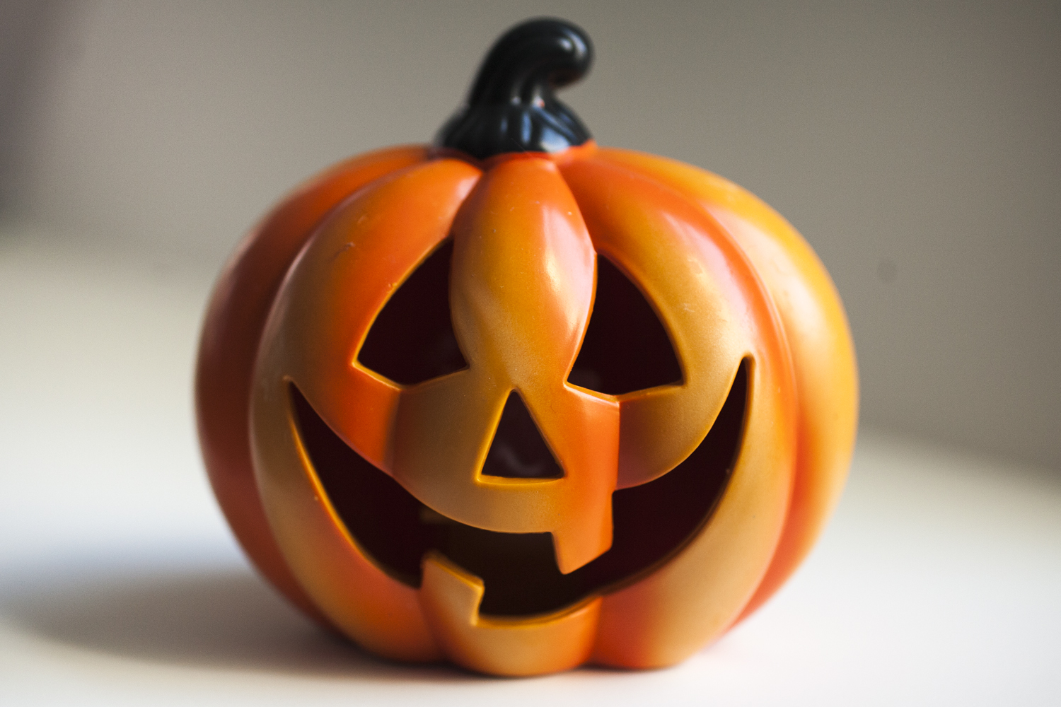 DON’T FALL SHORT! 6 HOME MAINTENANCE TASKS YOU SHOULD TACKLE THIS AUTUMN