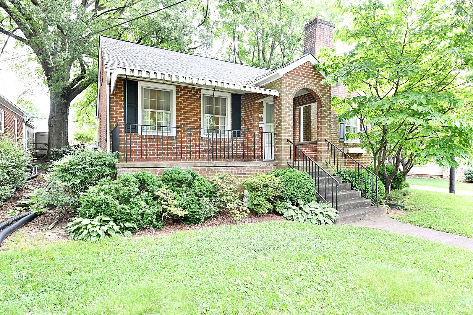 Just Listed in Ardmore!