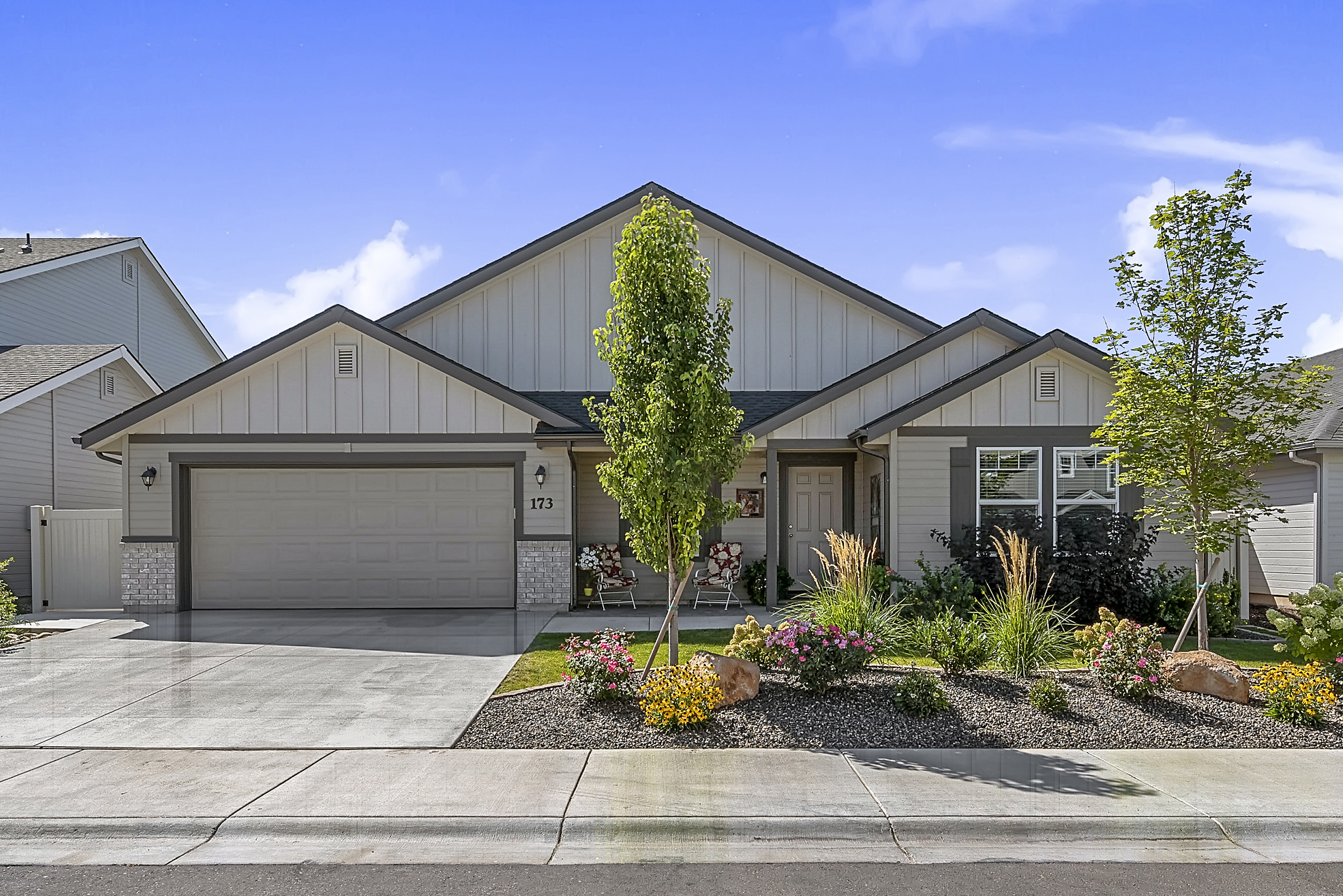 NOW SOLD in White's Acres! 173 W Yosemite St, Meridian ID 83646