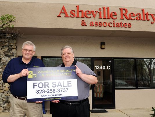 Two former hoteliers take on Asheville real estate firm