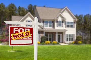 4 Reasons Why You Should Sell Your Home In 2017
