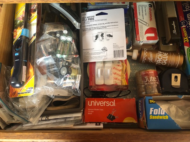 Tiny Tasks to Help De-clutter