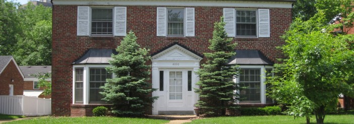 8000 Watkins Drive, Clayton MO 63105