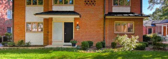 8018 Crescent Drive, Clayton MO 63105