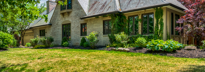 570 Bedford Avenue, University City, MO