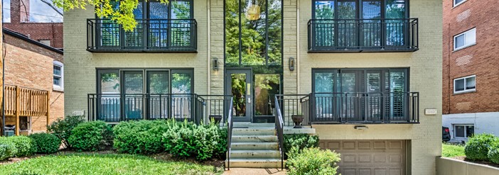 610 Forest Ct. #1E - Clayton, MO