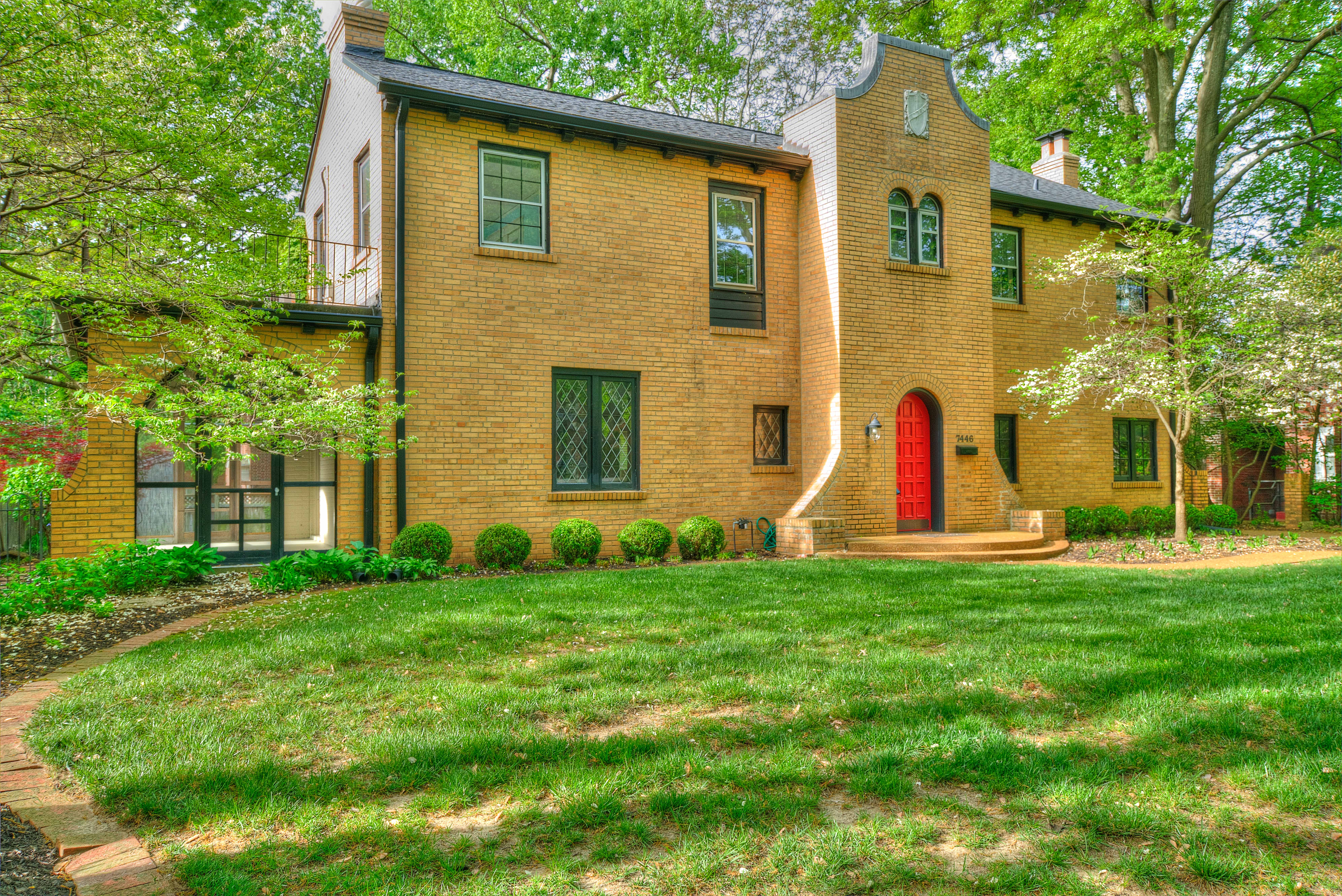 7446 Byron Place, Clayton 63105