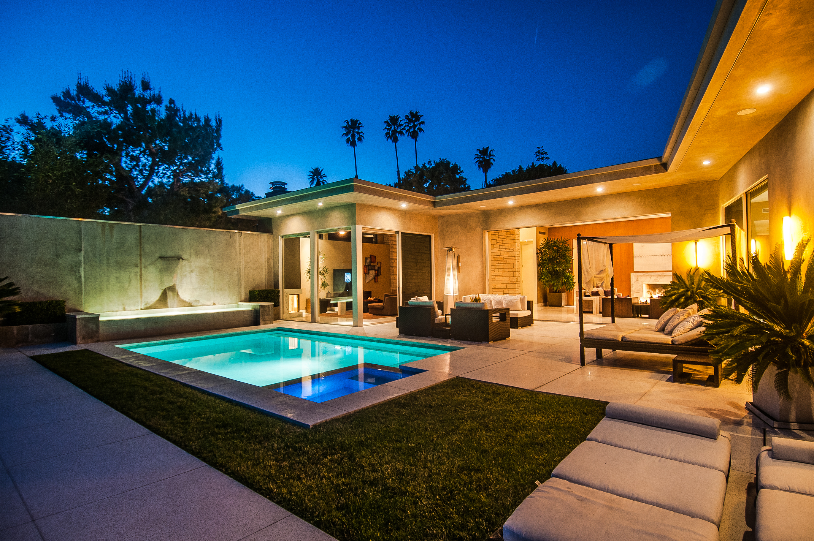 1470 Carla Ridge - Back on the Market!
